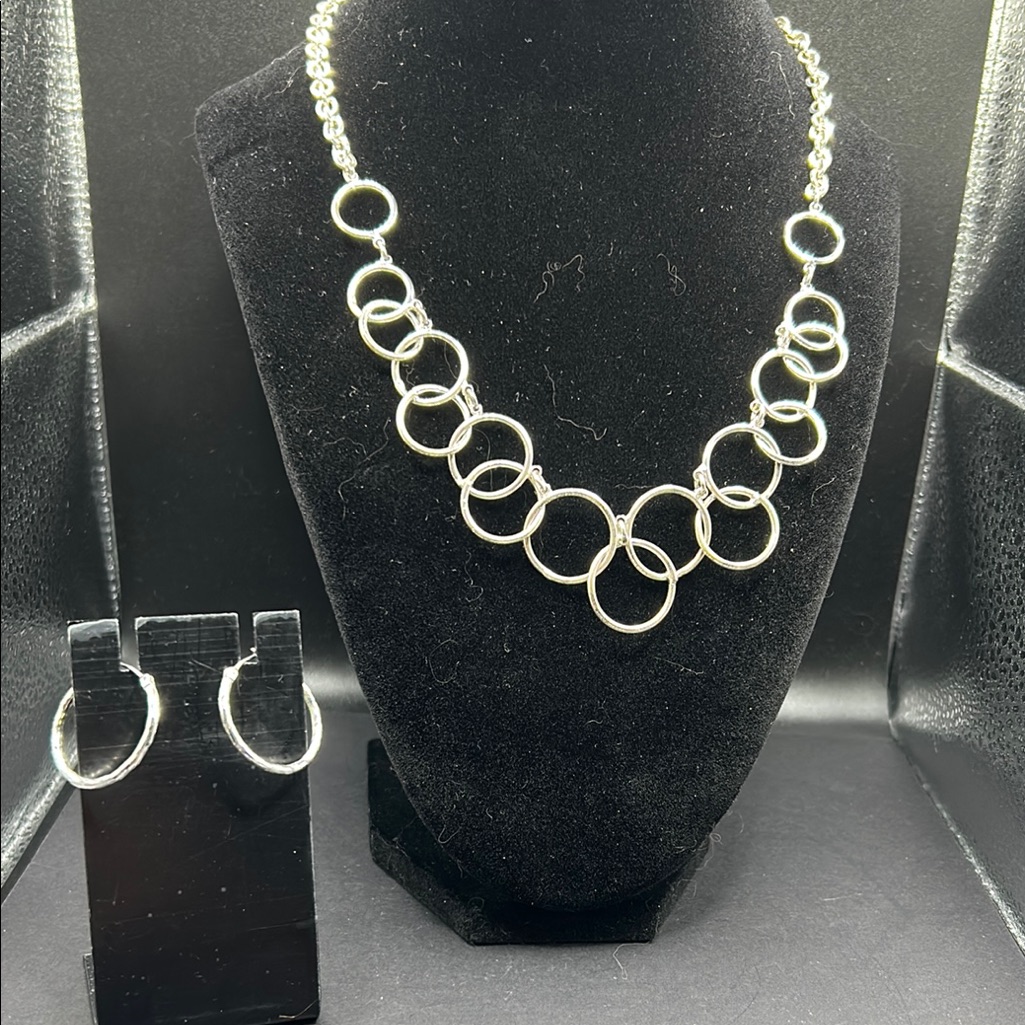 Silver Tone Link Necklace And Hoop Earring Set
